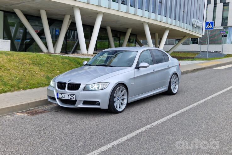 BMW 3 Series E90/E91/E92/E93 Sedan