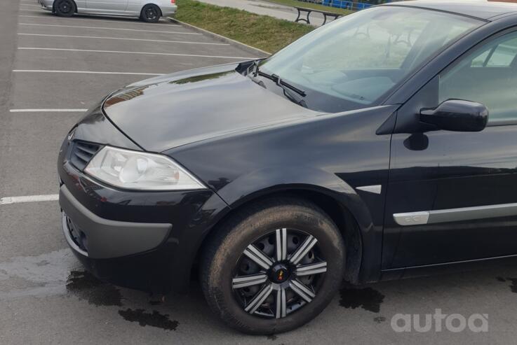 Renault Megane 2 generation Hatchback 5-doors