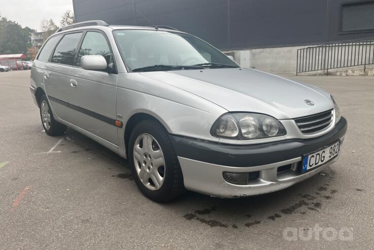Toyota Avensis 1 generation wagon