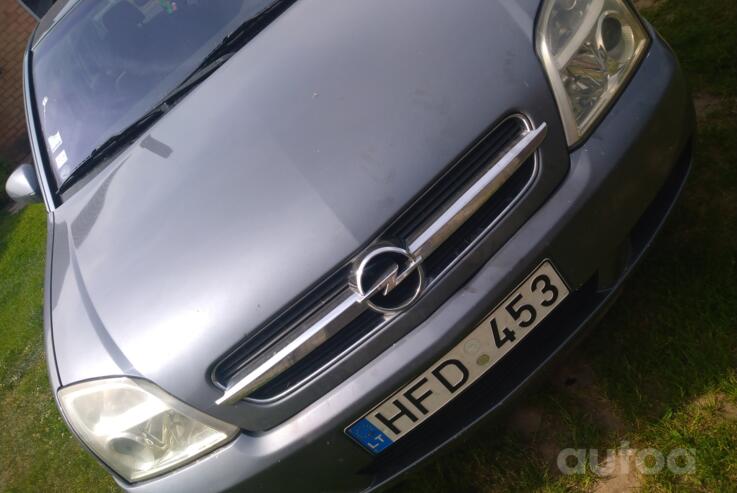 Opel Vectra C Sedan 4-doors