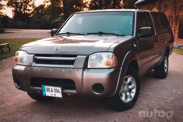 Nissan Frontier 1 generation King Cab pickup 2-doors