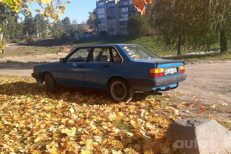 Audi 80 B2 [restyling] Sedan
