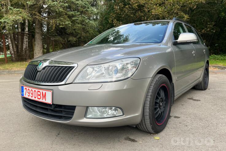 Skoda Octavia 2 generation [restyling] Combi wagon 5-doors