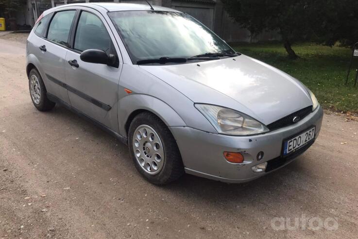 Ford Focus 1 generation Hatchback 5-doors