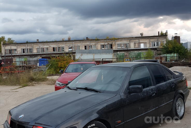 BMW 3 Series E36 Sedan