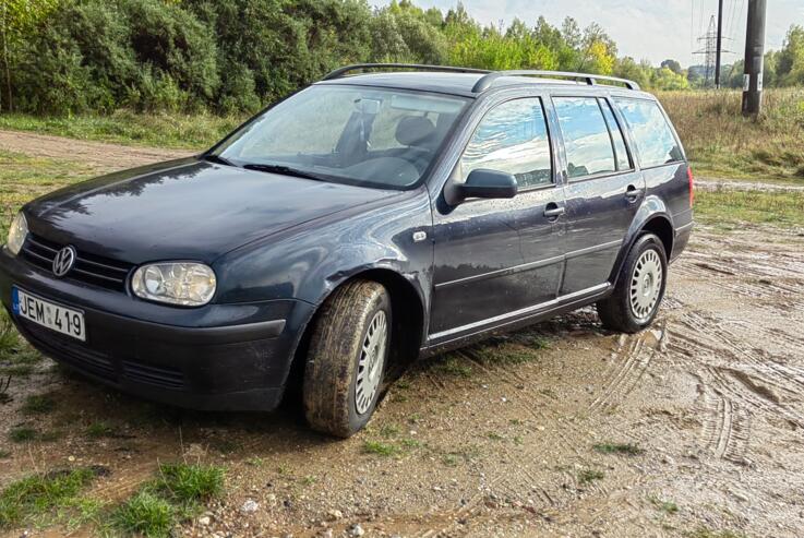 Volkswagen Golf 4 generation wagon
