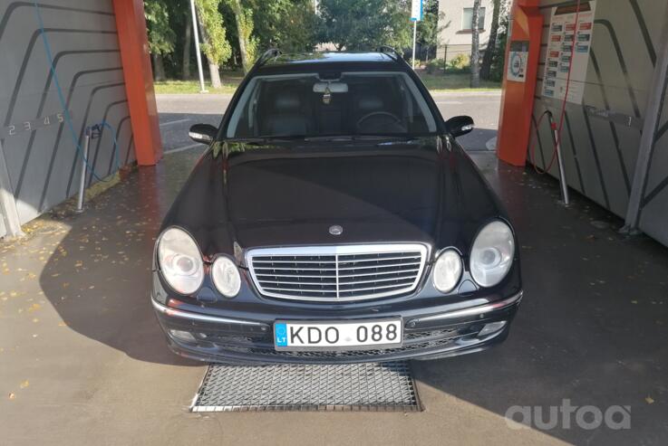Mercedes-Benz E-Class W211/S211 wagon 5-doors