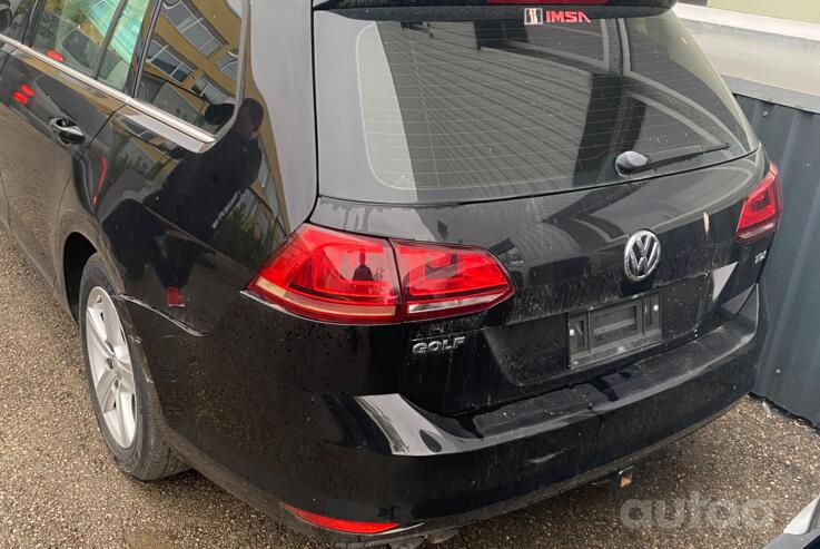 Volkswagen Golf 7 generation Sportsvan minivan