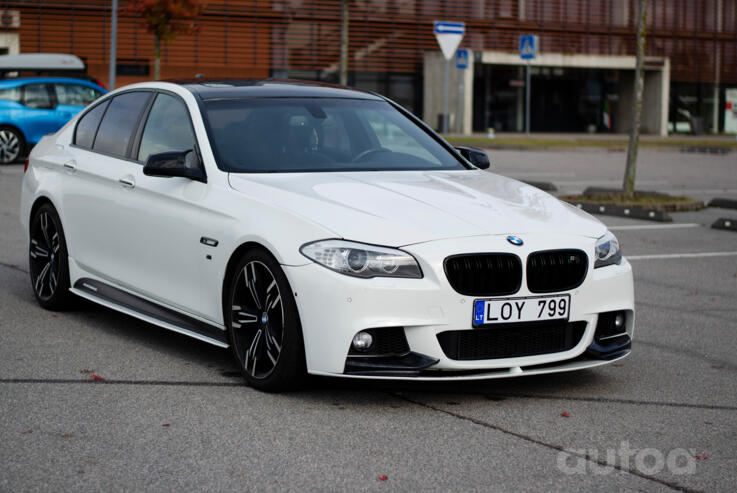 BMW 5 Series F07/F10/F11 Sedan