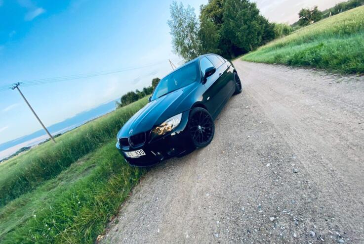 BMW 3 Series E90/E91/E92/E93 Sedan