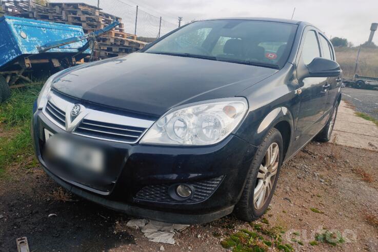 Opel Astra H Hatchback