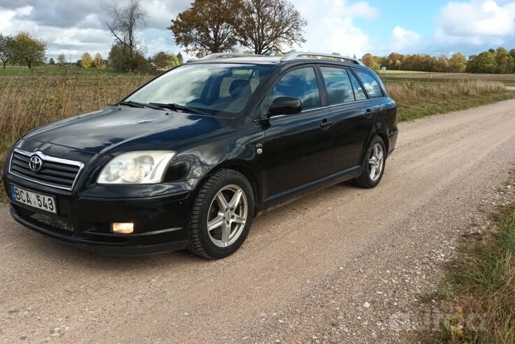 Toyota Avensis 2 generation wagon