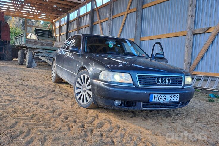Audi A8 D2/4D [restyling] Sedan 4-doors