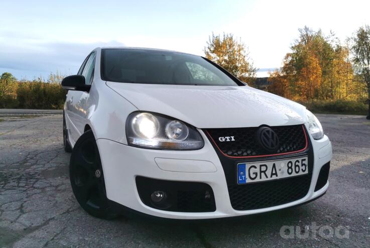 Volkswagen Golf GTI 5 generation