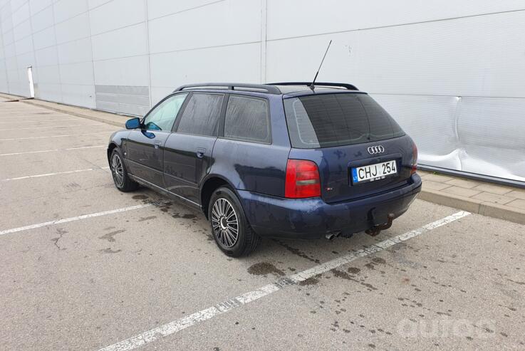 Audi A4 B5 Avant wagon 5-doors