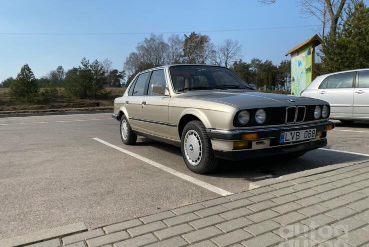 BMW 3 Series E30 Sedan 4-doors