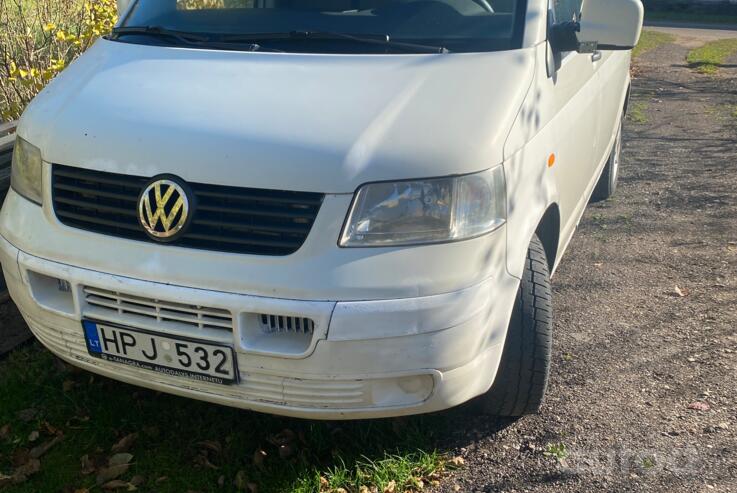 Volkswagen Transporter T5 Minivan 4-doors