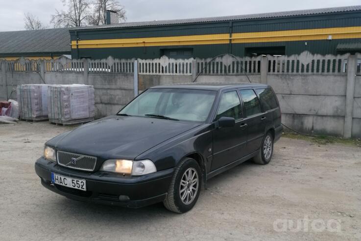 Volvo V70 1 generation R wagon 5-doors