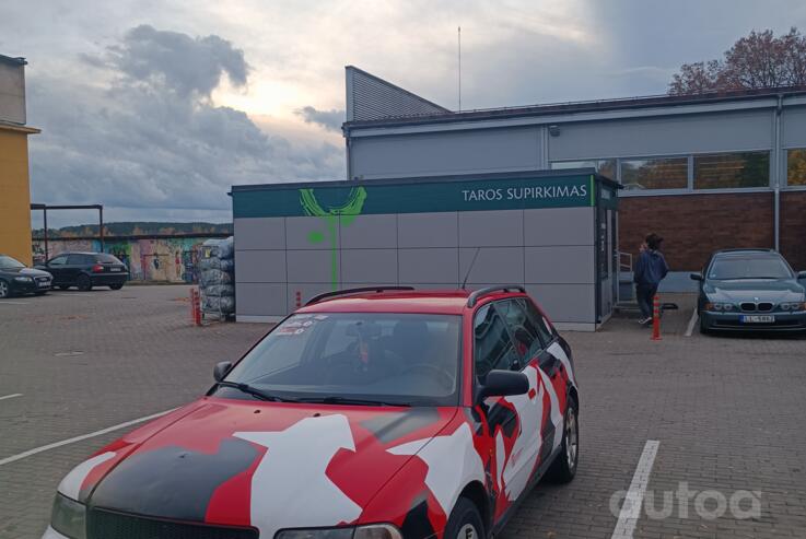 Audi A4 B5 Avant wagon 5-doors