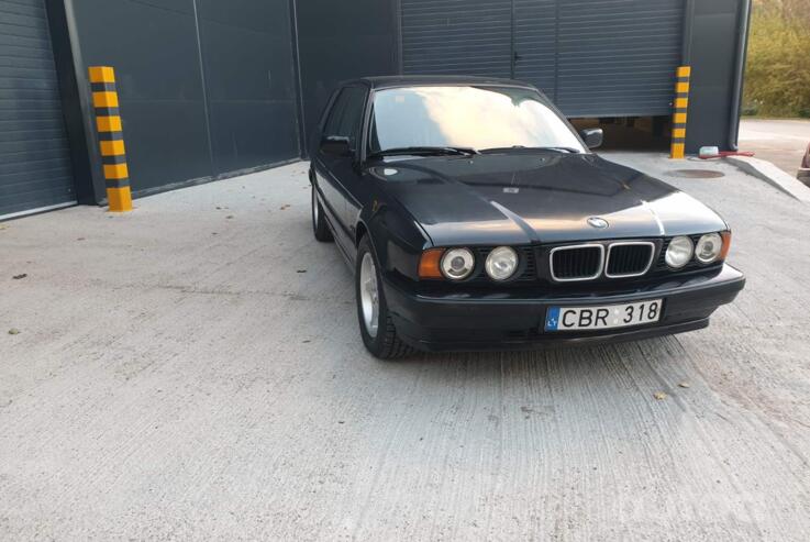 BMW 5 Series E34 Touring wagon