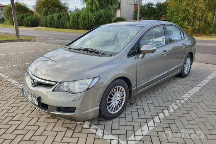 Honda Civic 8 generation Sedan 4-doors