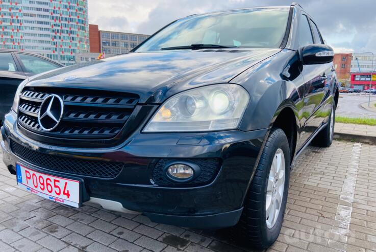 Mercedes-Benz M-Class W164 Crossover 5-doors
