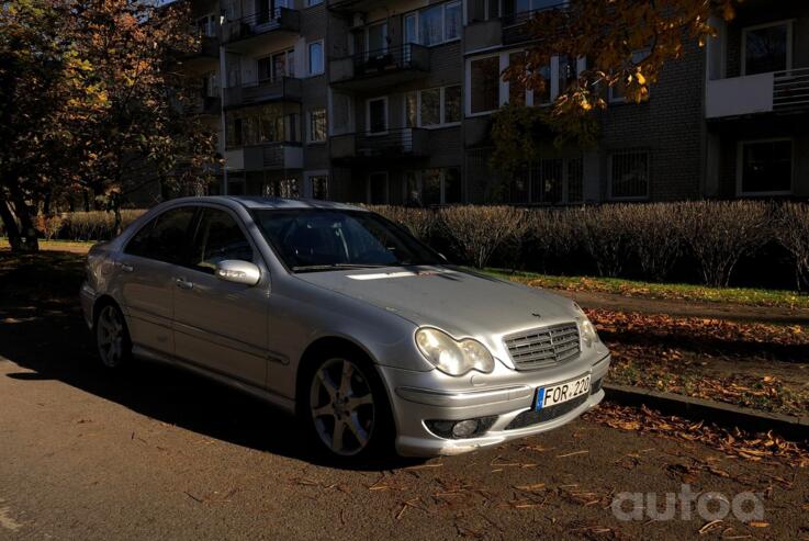 Mercedes-Benz C-Class W203/S203/CL203 [restyling] Sedan 4-doors