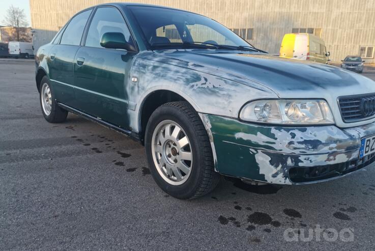 Audi A4 B5 [restyling] Sedan