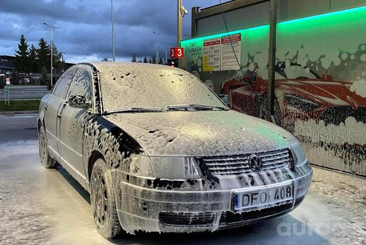 Volkswagen Passat B5 Sedan 4-doors