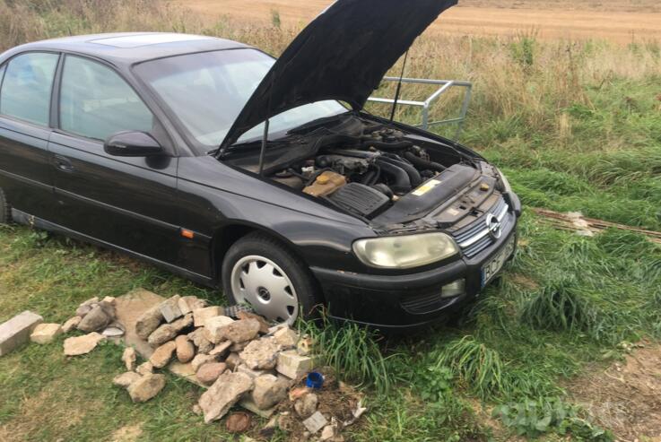 Opel Omega B Sedan