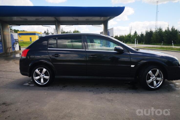 Opel Signum C Hatchback