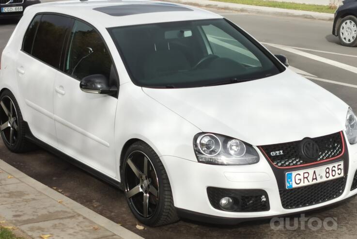 Volkswagen Golf GTI 5 generation