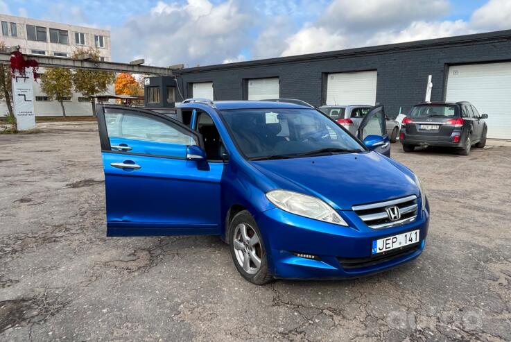 Honda FR-V 1 generation Minivan