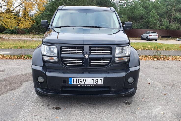Dodge Nitro 1 generation SUV