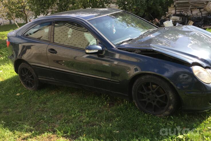 Mercedes-Benz C-Class W203/S203/CL203 Coupe 3-doors