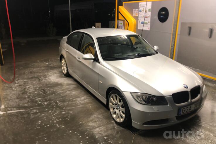 BMW 3 Series E90/E91/E92/E93 Sedan