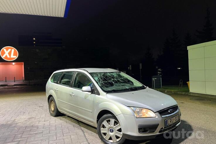 Ford Focus 2 generation wagon 5-doors