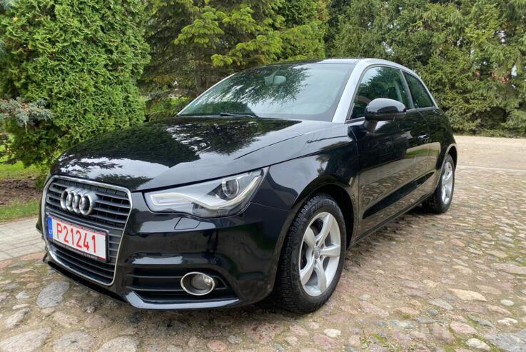 Audi A1 8X Hatchback 3-doors