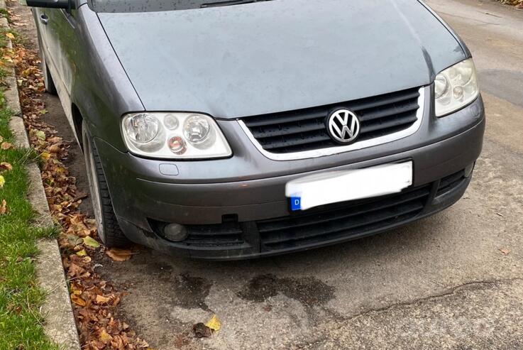 Volkswagen Touran 1 generation Minivan