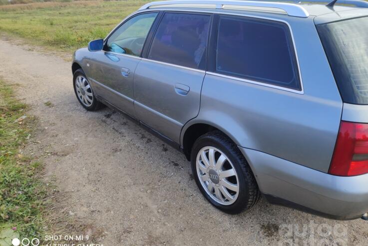Audi A4 B5 [restyling] Avant wagon 5-doors