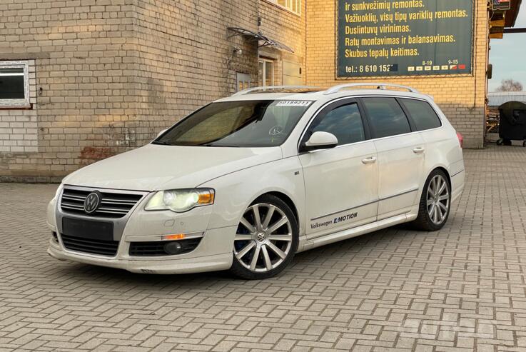 Volkswagen Passat B6 wagon 5-doors