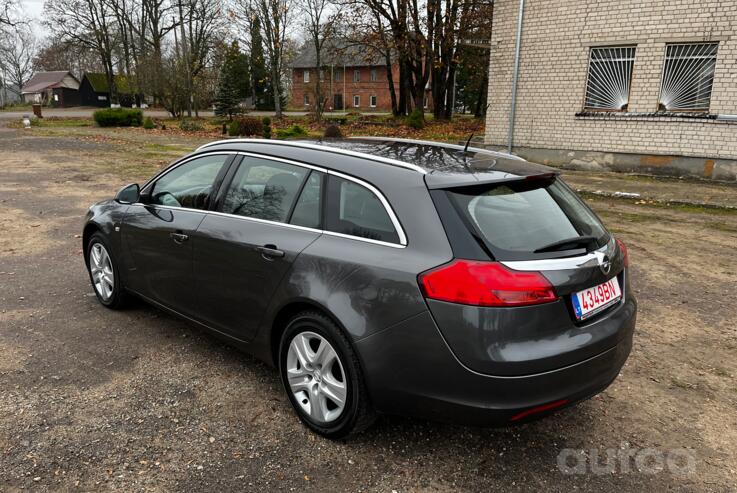 Opel Insignia A Sports Tourer wagon 5-doors