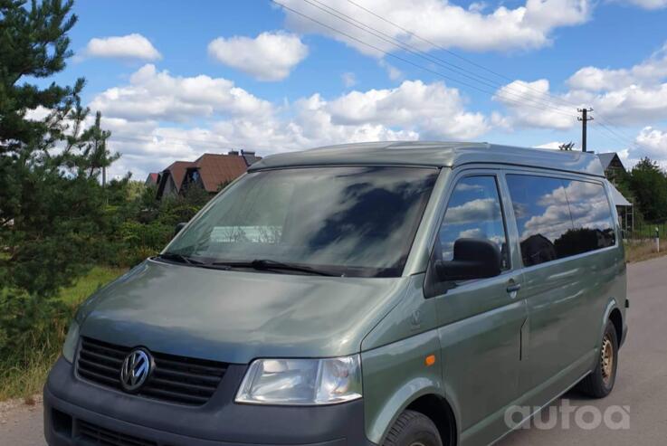 Volkswagen Transporter T5 Minivan 4-doors