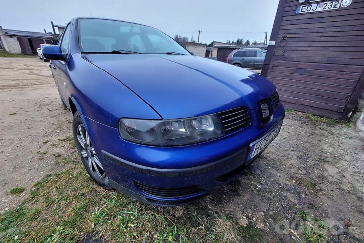 SEAT Leon 1 generation Hatchback