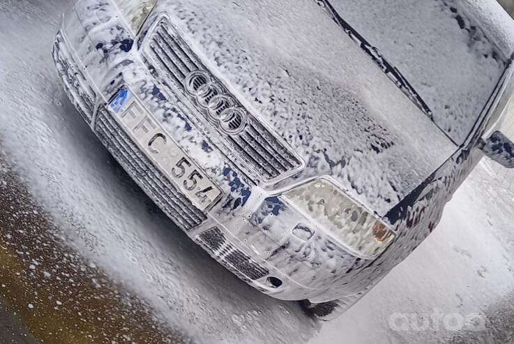 Audi A6 4B/C5 wagon 5-doors