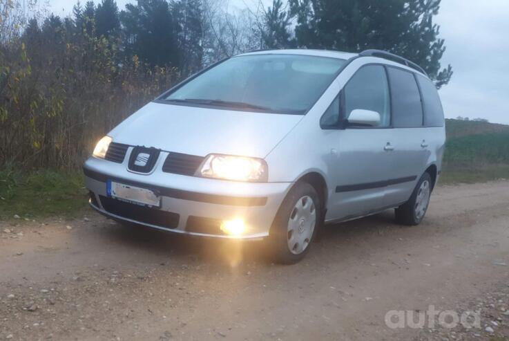 SEAT Alhambra 1 generation [restyling] Minivan