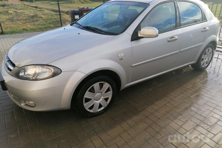 Chevrolet Lacetti 1 generation Hatchback