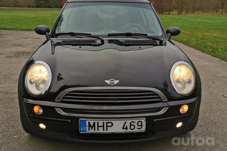 Mini One R50 Hatchback