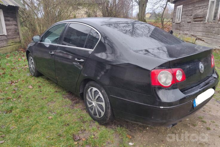 Volkswagen Passat B6 Sedan 4-doors