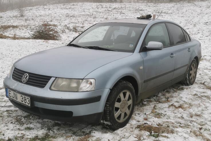 Volkswagen Passat B5 Sedan 4-doors
